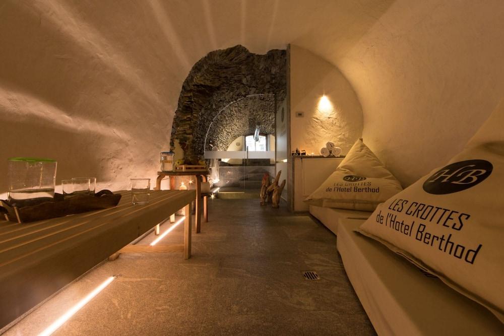Hotel Berthod Courmayeur Ngoại thất bức ảnh