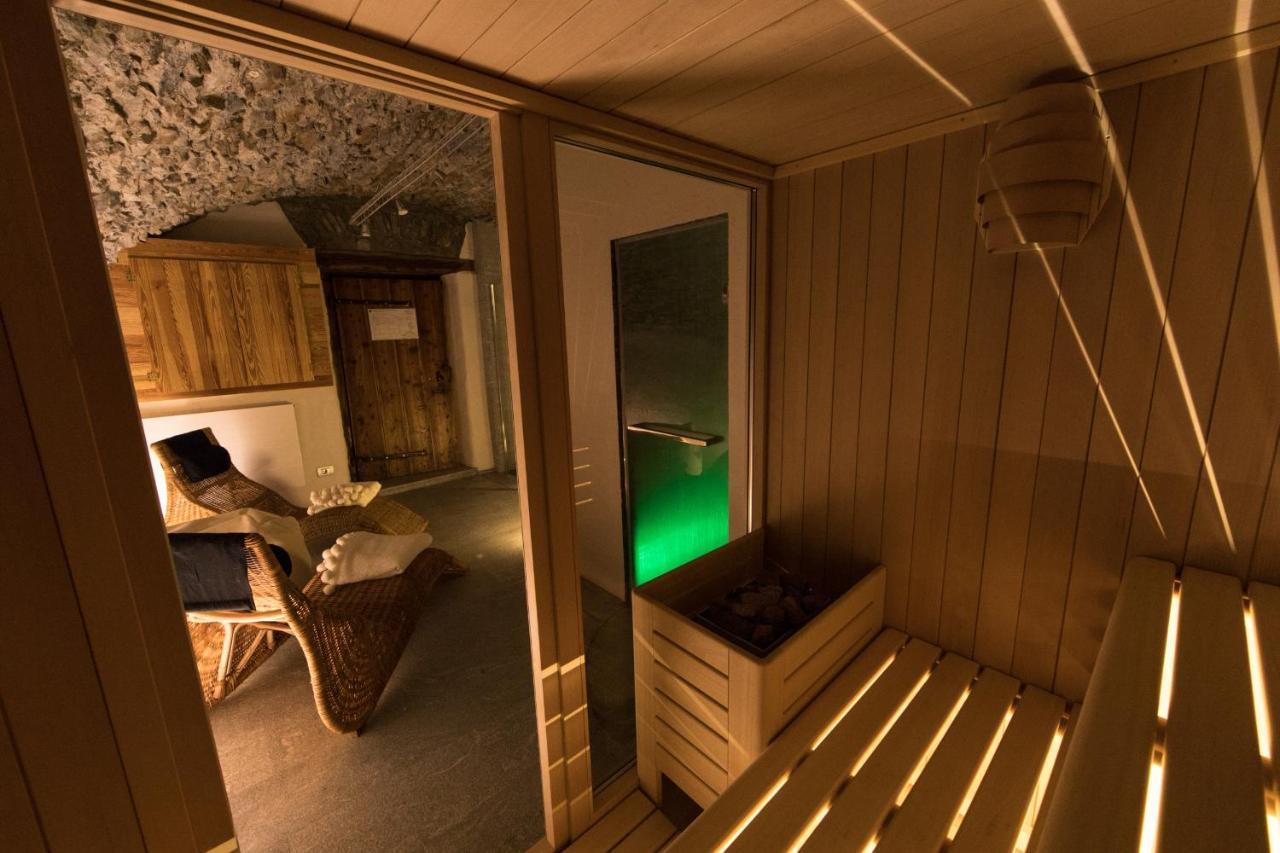 Hotel Berthod Courmayeur Ngoại thất bức ảnh
